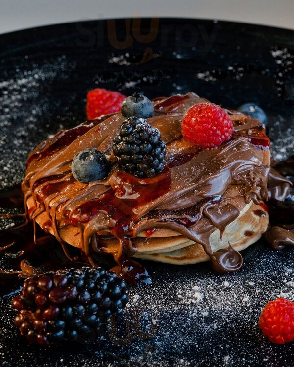 Tasty Brunch Lounge Bar