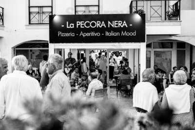 Pizzeria La Pecora Nera