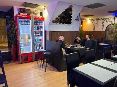 Catmandoo Restaurant & Beer Bar