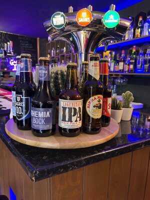 Catmandoo Restaurant & Beer Bar