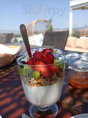 Verso Rooftop Lounge