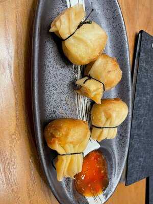 Lan Mo Sushi Restaurante