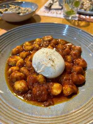 La Mafia Se Sienta A La Mesa - Parque Das Nações