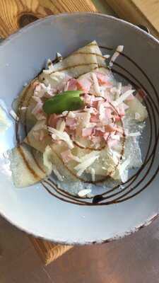 Garlic Café & Bistrô