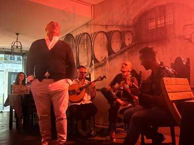 Restaurante De Fado - Adega Dos Fadistas