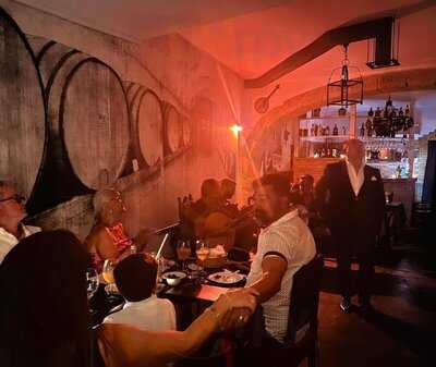 Restaurante De Fado - Adega Dos Fadistas