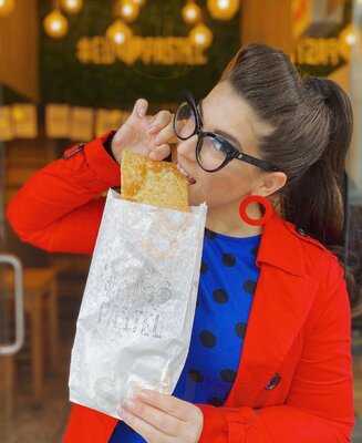 A Pastelaria By Carol Thomé