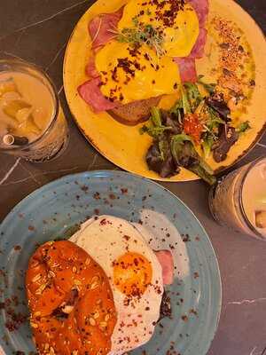 Seventh Brunch Liberdade