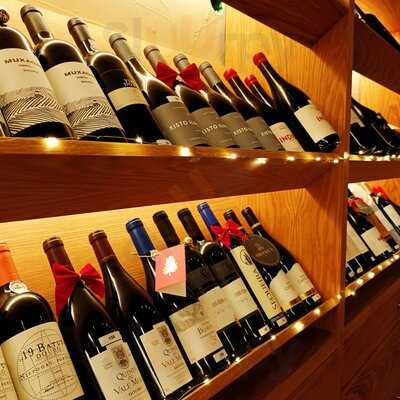 Brooke's Wine Bar & Shop