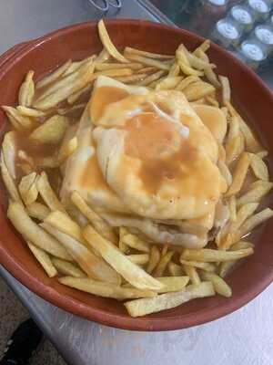 100 Igual Café E Petiscos