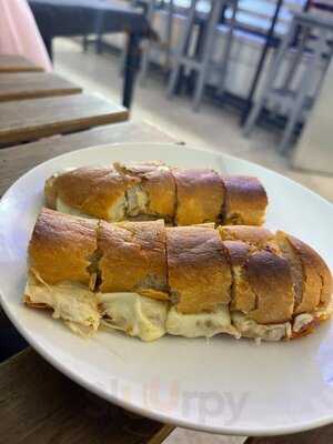 100 Igual Café E Petiscos