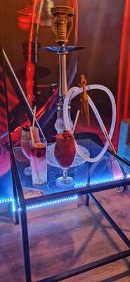 2m Shisha Lounge