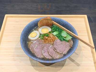 Ludan Noodle Bar & Asian Fusion