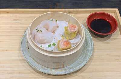 Ludan Noodle Bar & Asian Fusion