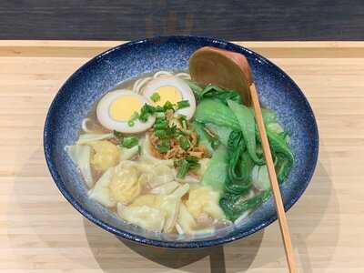 Ludan Noodle Bar & Asian Fusion