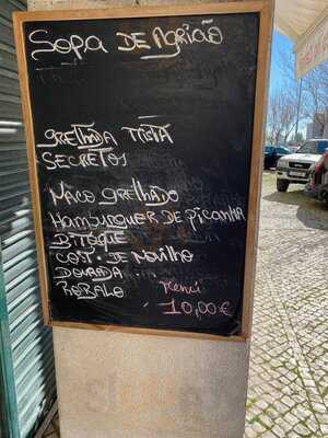 Churrasqueira Franguinho Do Vale