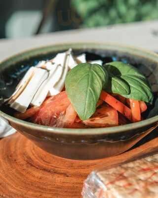 Naval Guest House & Bistrô