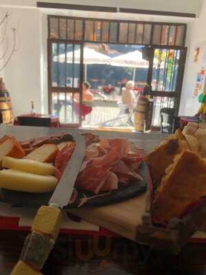 Armazem Dos Guindais