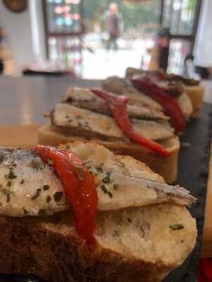 Armazem Dos Guindais