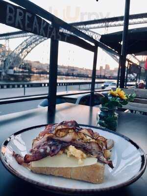 Armazem Dos Guindais