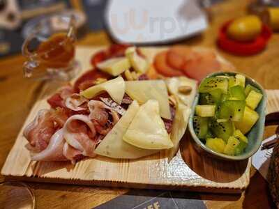 Paladar Ibérico - Tapas, Pinchos E Montaditos