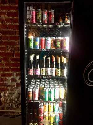 Dois Corvos Intendente Taproom