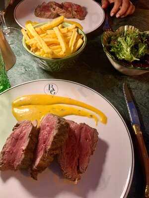 Bougain Restaurant & Garden Bar