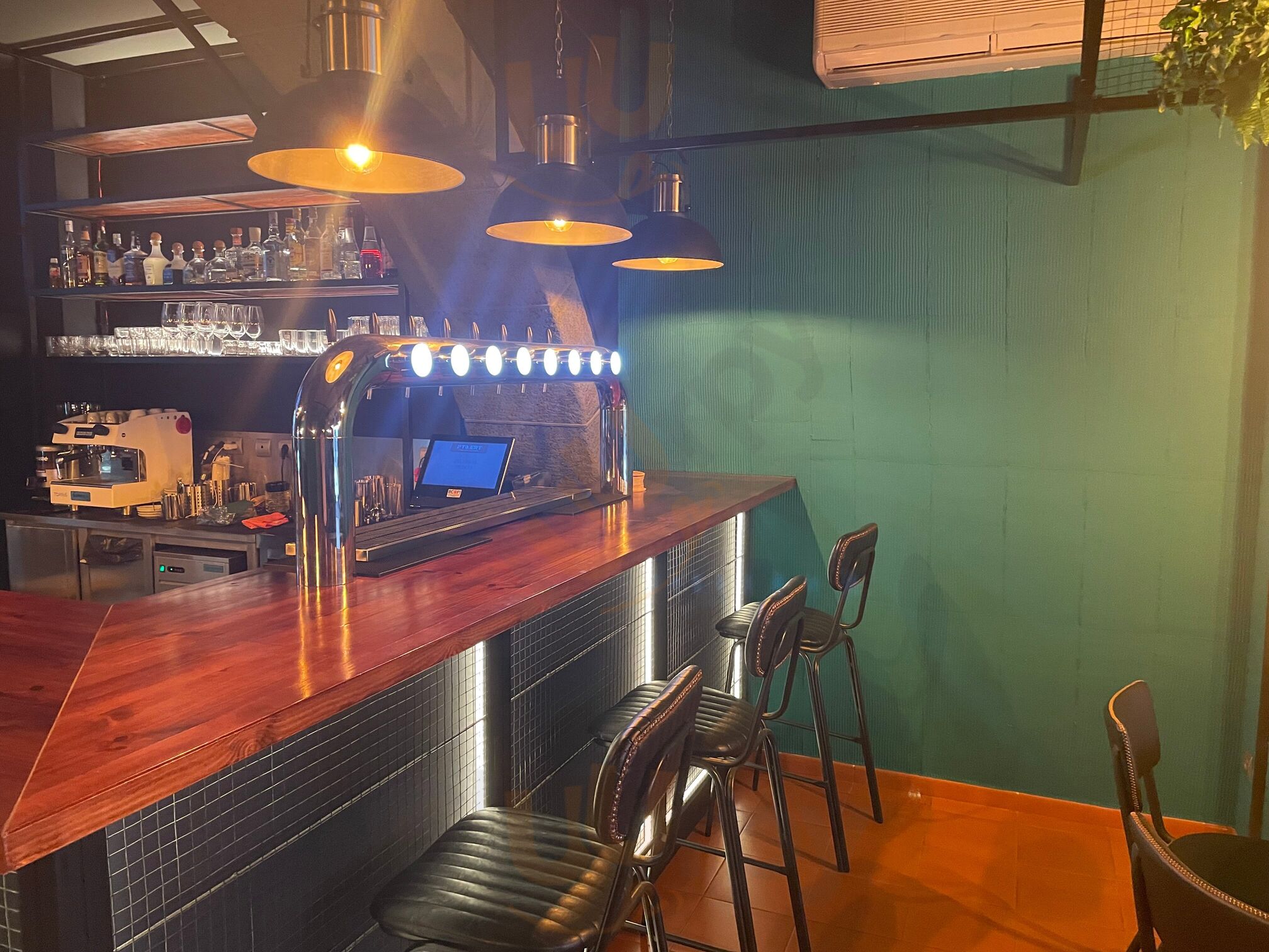 Funchal Tap Craft Beer & Food