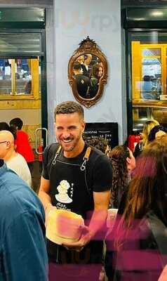 Miss Dumpling - Restaurant & Wine Bar