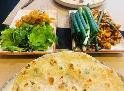 Miss Dumpling - Restaurant & Wine Bar