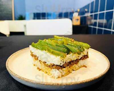 Miss Dumpling - Restaurant & Wine Bar