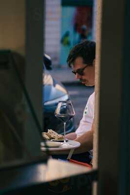 Red Nose / Natural Wine Bar & Merceria