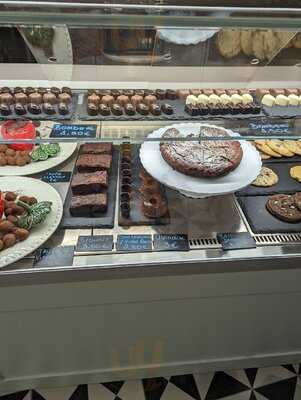 Vinte Vinte Café Flores