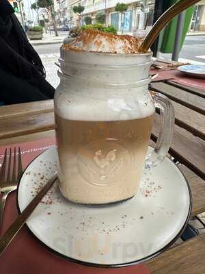 20.23 Brunch & Breakfast