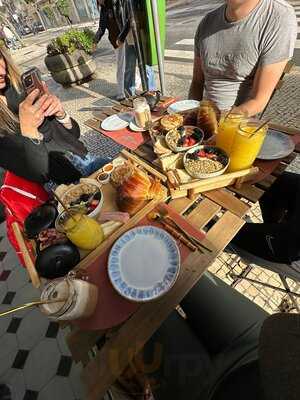 20.23 Brunch & Breakfast