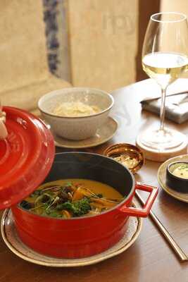 Capítulo Restaurant & Bar