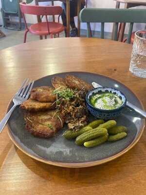 Dom - Specialty Coffee & Food