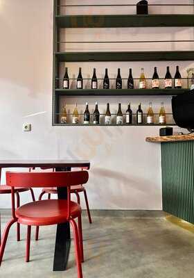 Dom - Specialty Coffee & Food