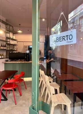 Dom - Specialty Coffee & Food