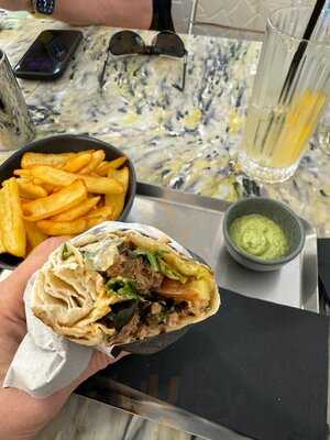 Lisbon Kebab Station