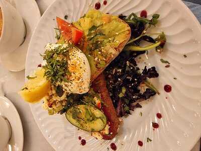 Breakfast Lovers Alfama