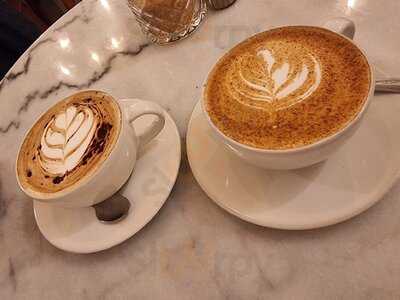 Breakfast Lovers Alfama