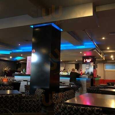 Alexander Restaurant & Bar