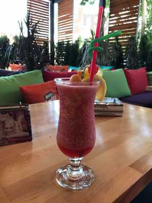 Alexander Restaurant & Bar