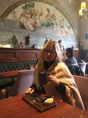 Olivo Caffe & Bistro