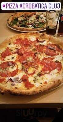 Pizza Acrobatica