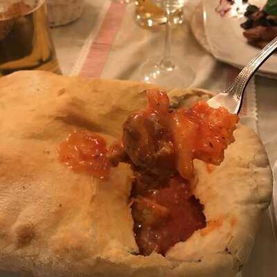 Vlahia Restaurant & Lounge