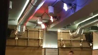 Warehouse Pub & Grill