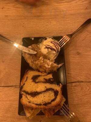 Basement Seafood & Traditional