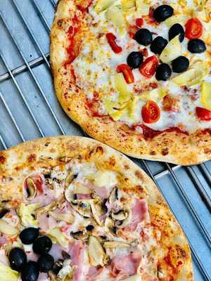 Il Peperoncino La Pizzeria